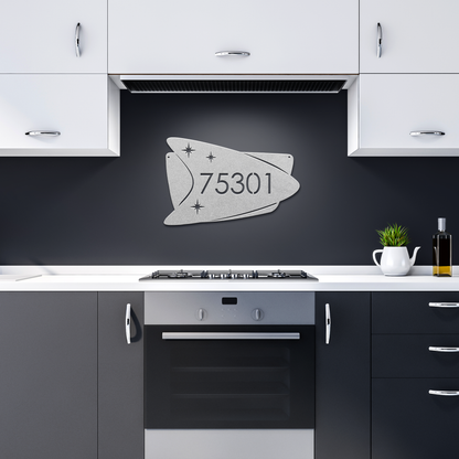 Boomerang_Address_Sign__Atomic_Mid-Cent_Silver_Dark_Kitchen_Mockup.png