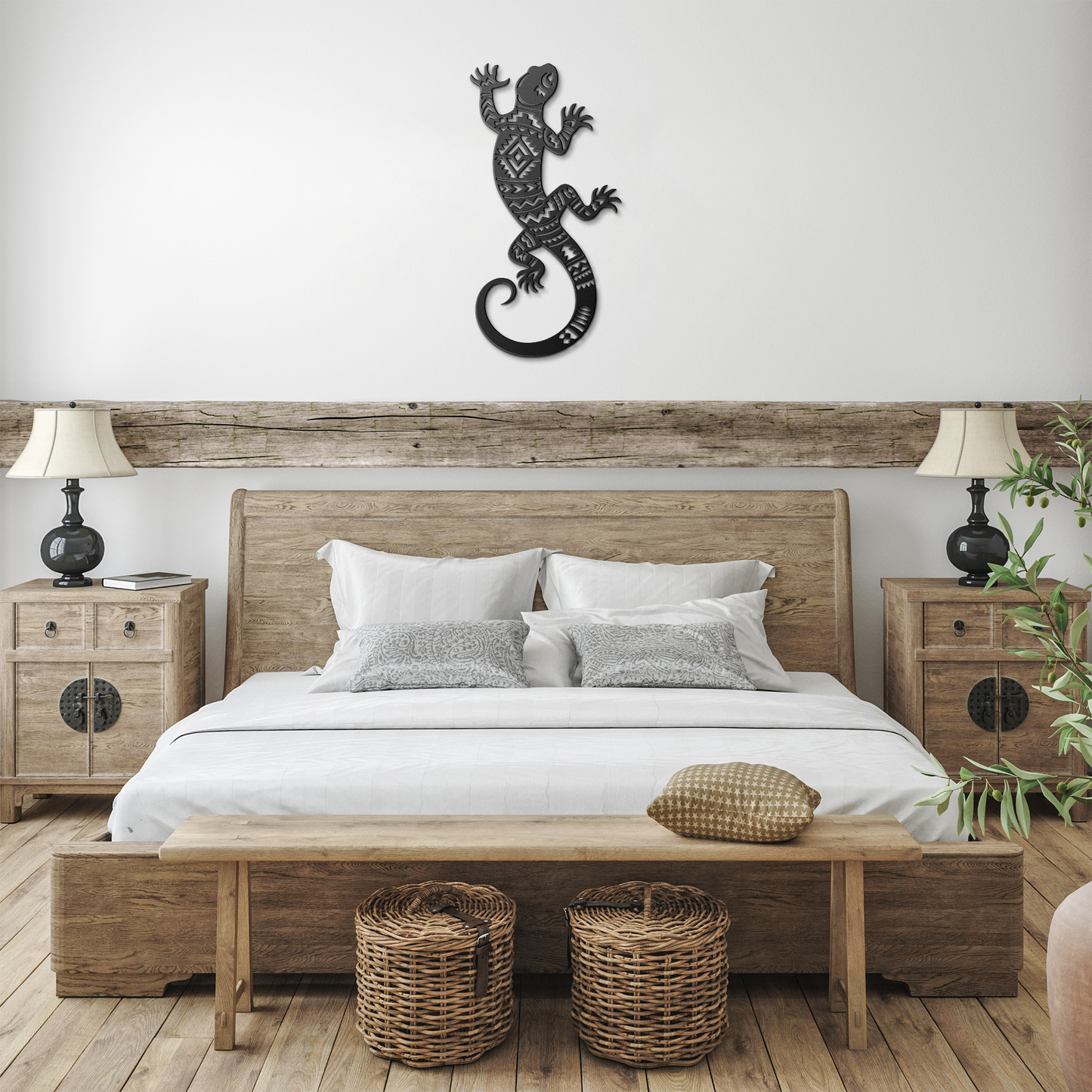 Gecko_Metal_Wall_Art_Outdoor_Lizard_Gard_Black_Farmhouse_Bedroom_Mockup.png_15571551